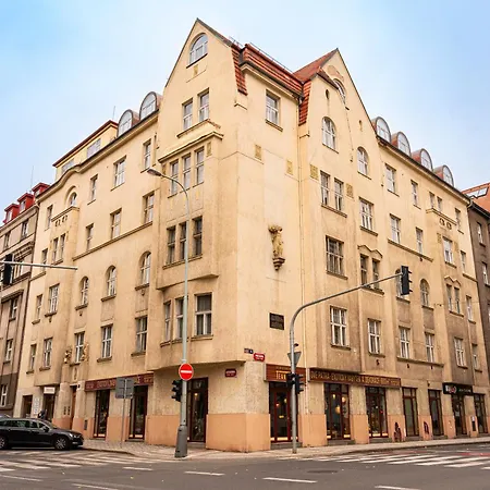 Victory Belle Maison * Prague